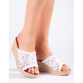 W. Potocki Női ékpapucs áttört övvel, fehér Potocki 1