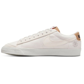 Nike Blazer Low '77 Prm M DV7231 001 cipő fehér 1
