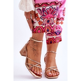 FB2 Divatos Felisa rózsaszín arany magassarkú szandál aranysárga 1 FB2 Divatos Felisa rózsaszín arany magassarkú szandál aranysárga 1
