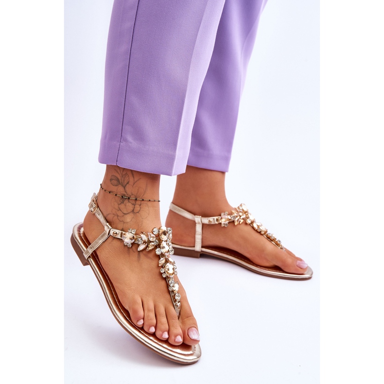Női szandál kövekkel Arany Lenis aranysárga 2