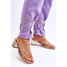 Megkötött szandál arany magassarkúval Secret Love aranysárga 2