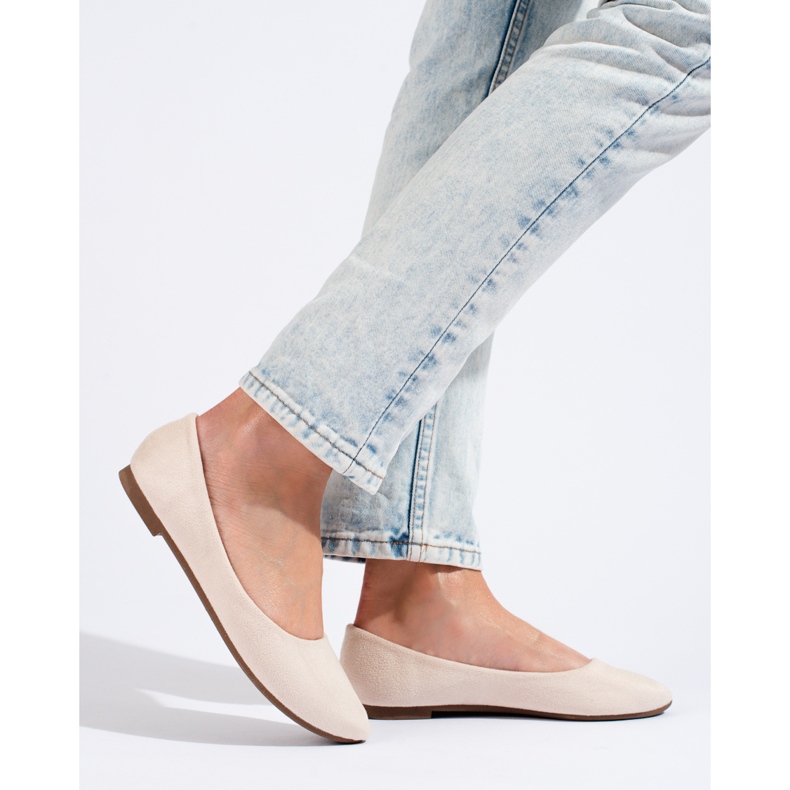 W. Potocki Női velúr klasszikus bézs balerinák Potocki 1