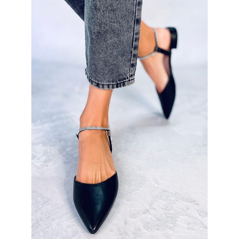 BM Durie Black nyitott sarkú balettcipő fekete 1