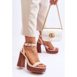 Bőr szandál Egy vaskos Platform Bézs Marina 2