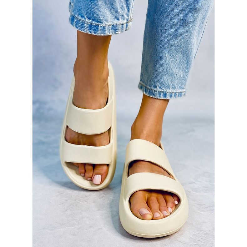 Boddie Beige gumiszandál bézs 1