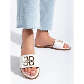 Klasszikus női papucs fehér Shelovet 2