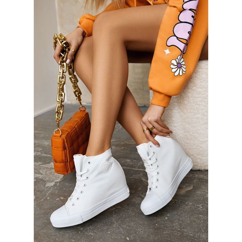 Női cipők Big Star White FF274A192 fehér 4