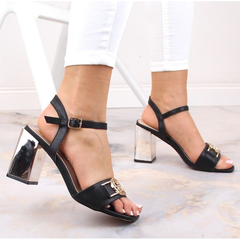 Tükörsarkú szandál Filippo W PAW446A fekete 2