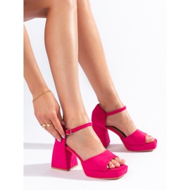 Vinceza rózsaszín velúr sarkú szandál 1