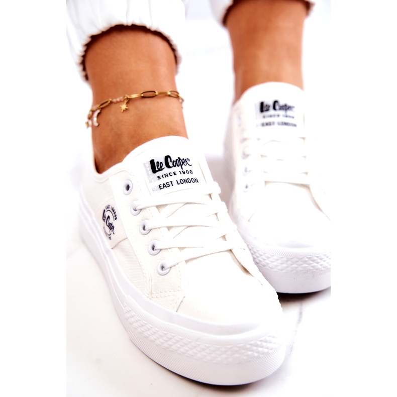 Cipők Lee Cooper LCW-22-31-0837L fehér platformon 4
