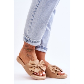 FK1 Divatos női papucs masnival bézs Estera színben 1