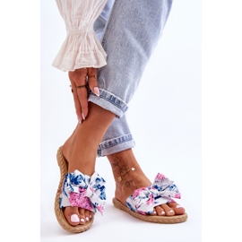 FK1 Női papucs masnival, fehér virággal 1