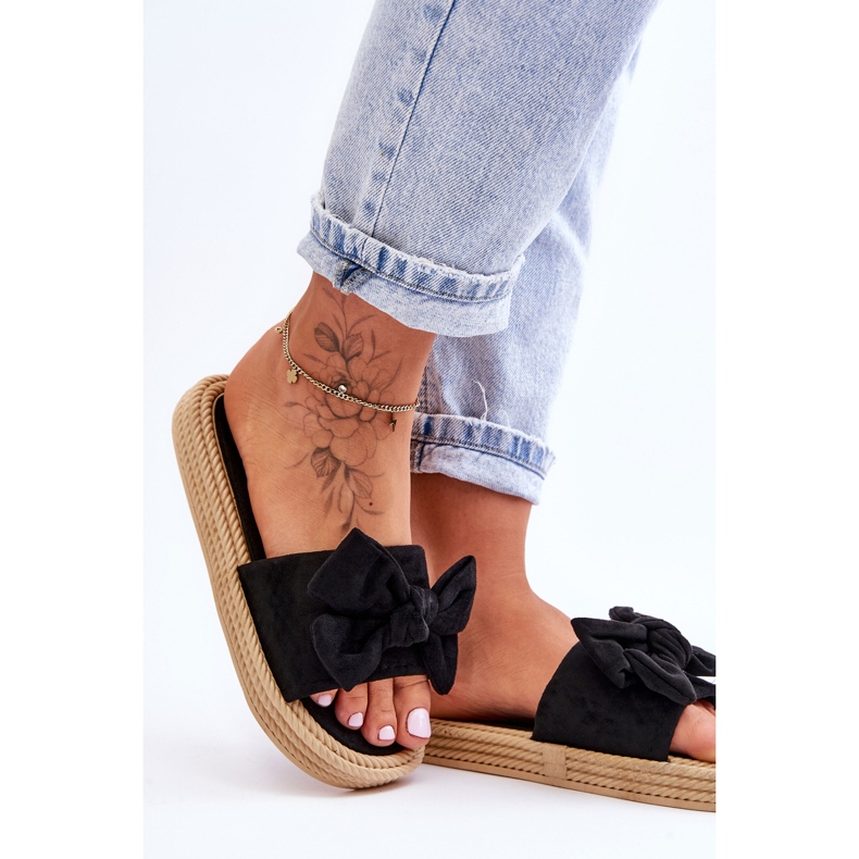 FK1 Női velúr papucs masnival, fekete kerítéssel 2