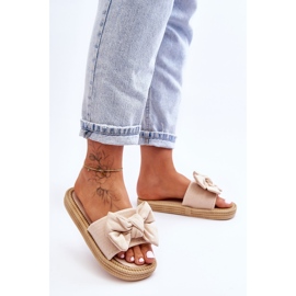 FK1 Női velúr papucs masni bézs kerítéssel 2