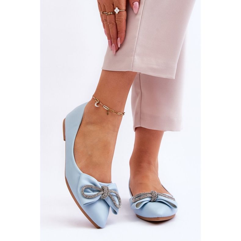 WS1 Elegáns balerinák masnival és kék egyszeri strasszokkal 1