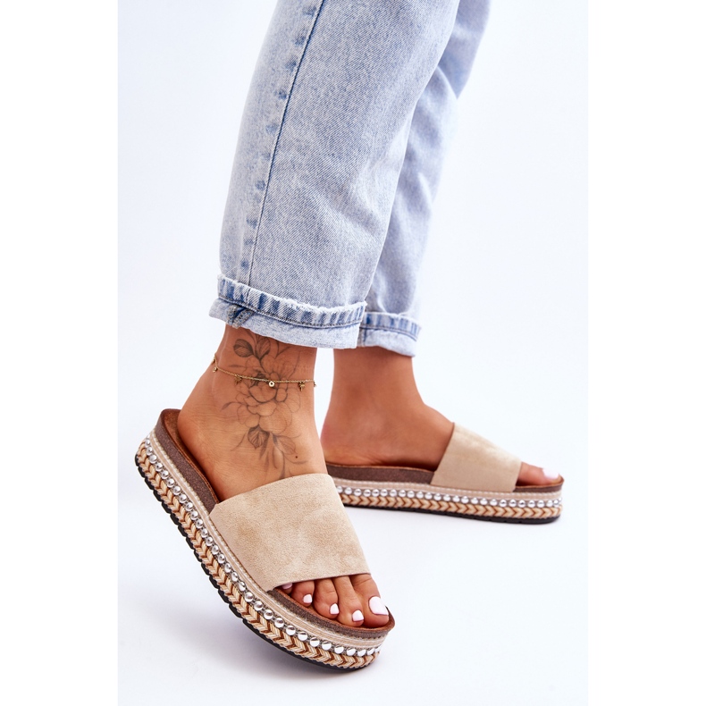 WR1 Női sima velúr papucs bézs Hayen 2 WR1 Női sima velúr papucs bézs Hayen 2